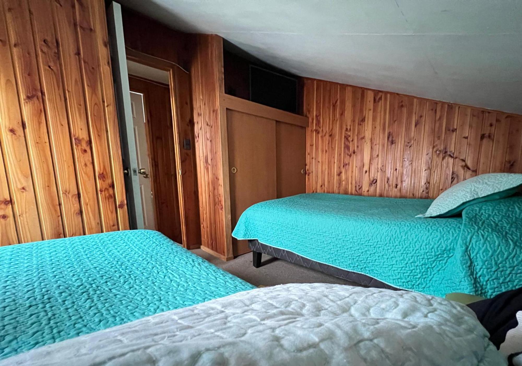 Hostal Feliza Valdivia Bagian luar foto